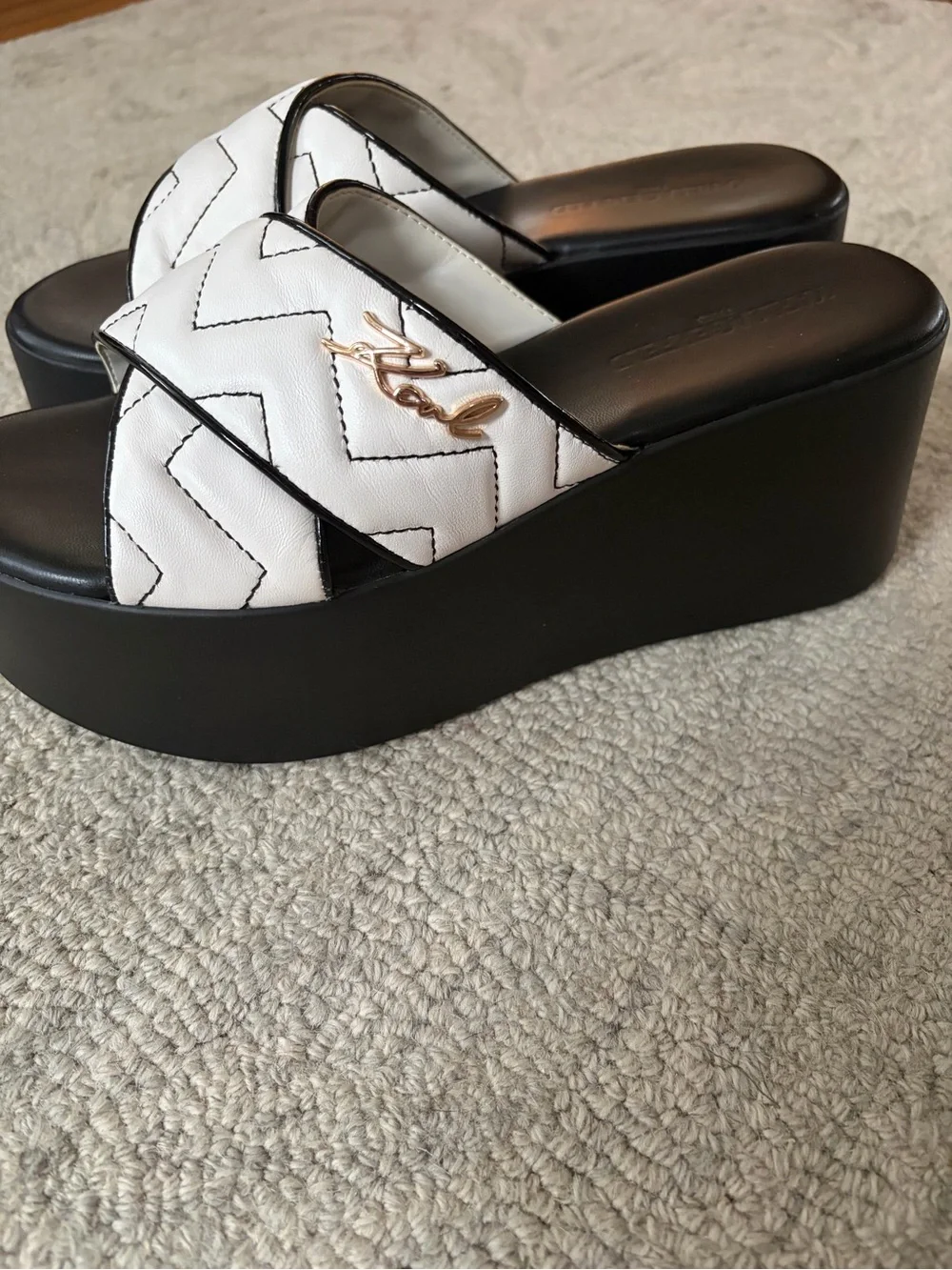 Karl Lagerfeld Paris Platform Slide Sandals Black White Logo Wedge Size 7.5